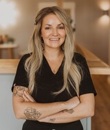 Book an Appointment with Bethany Heniser at Lotus Medical and Aesthetics- Ellsworth