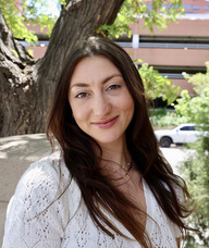 Book an Appointment with Ali Hahn for Acupuncture