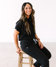 Book an Appointment with Gabriella Davis for Tox