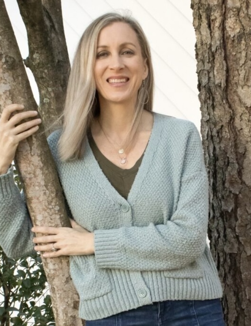 Alison Larmee Born