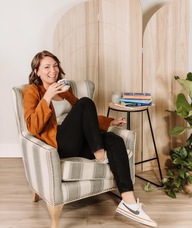 Book an Appointment with Hannah Ciampini for Coaching